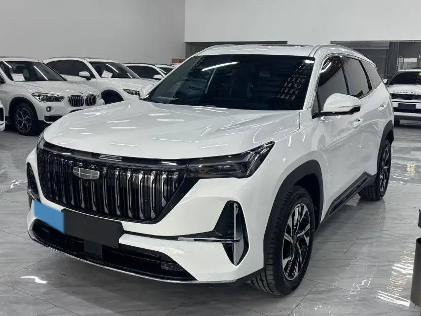 2025 Geely StarRay 1.5T 181HP L4 7DCT