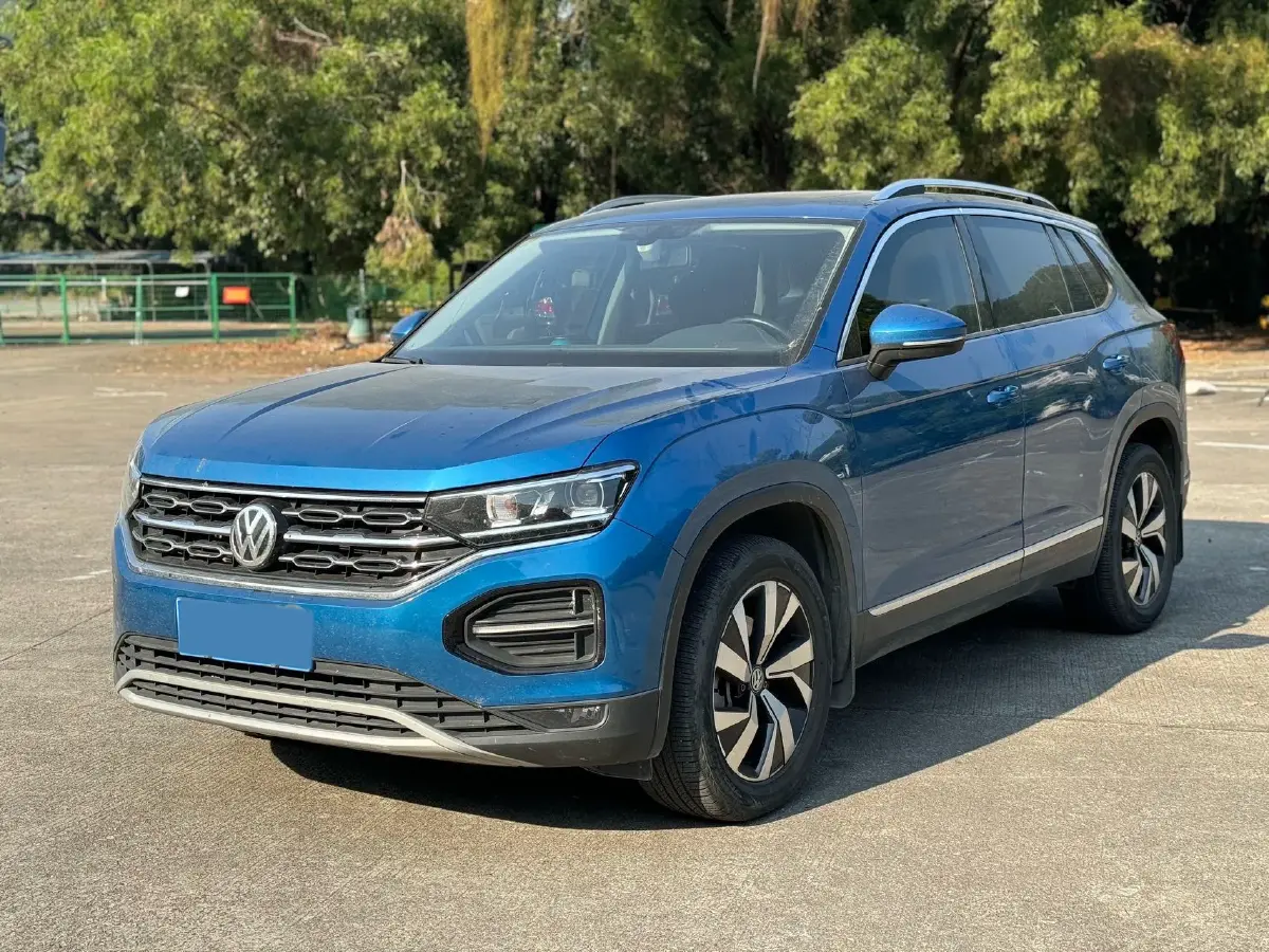 2019 Jeep Cherokee 2.0T 234HP L4 9AT