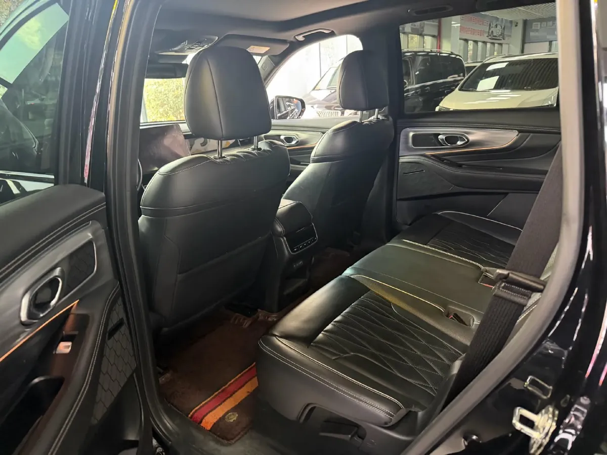 2022 GAC Trumpchi GS8 2.0T 252HP L4 8AT,autocango,china used car exporter,china ev exporter,chinese used car exporter,chinese used ev exporter