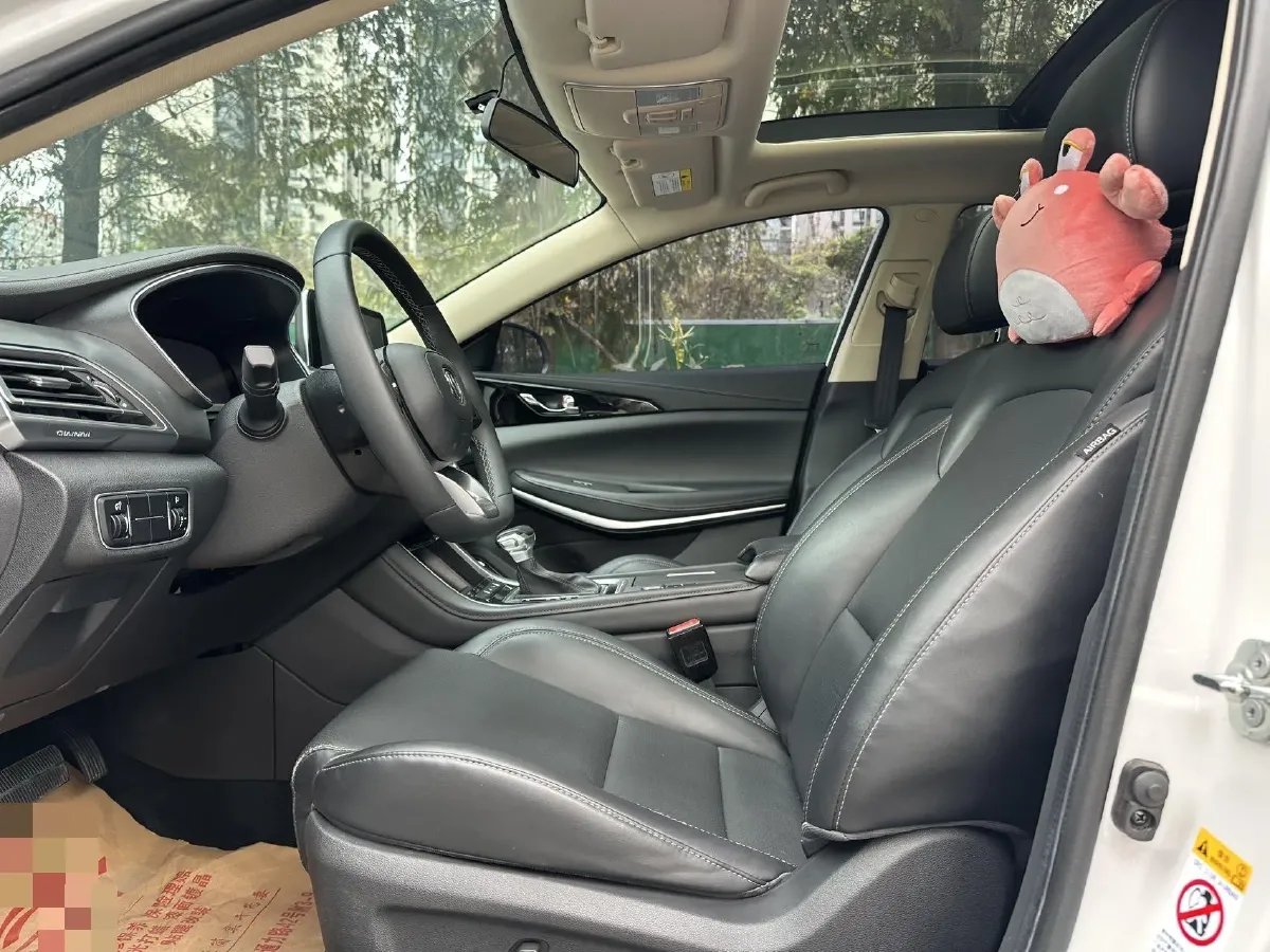 2021 ChangAn Raeton CC 1.5T 180HP L4 7DCT,autocango,china used car exporter,china ev exporter,chinese used car exporter,chinese used ev exporter