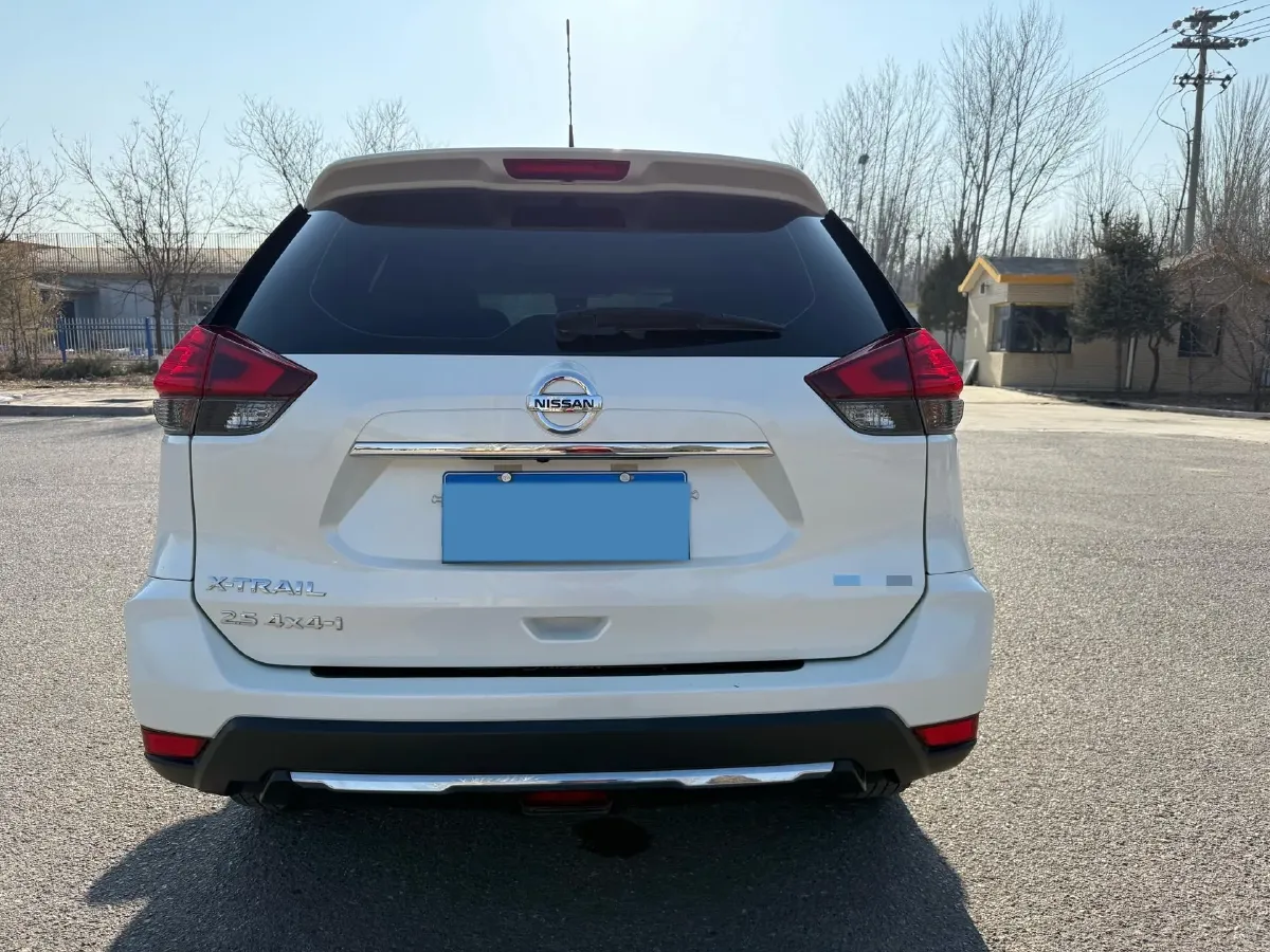 2021 Nissan X-Trail 2.5L 181HP L4 CVT,autocango,china used car exporter,china ev exporter,chinese used car exporter,chinese used ev exporter