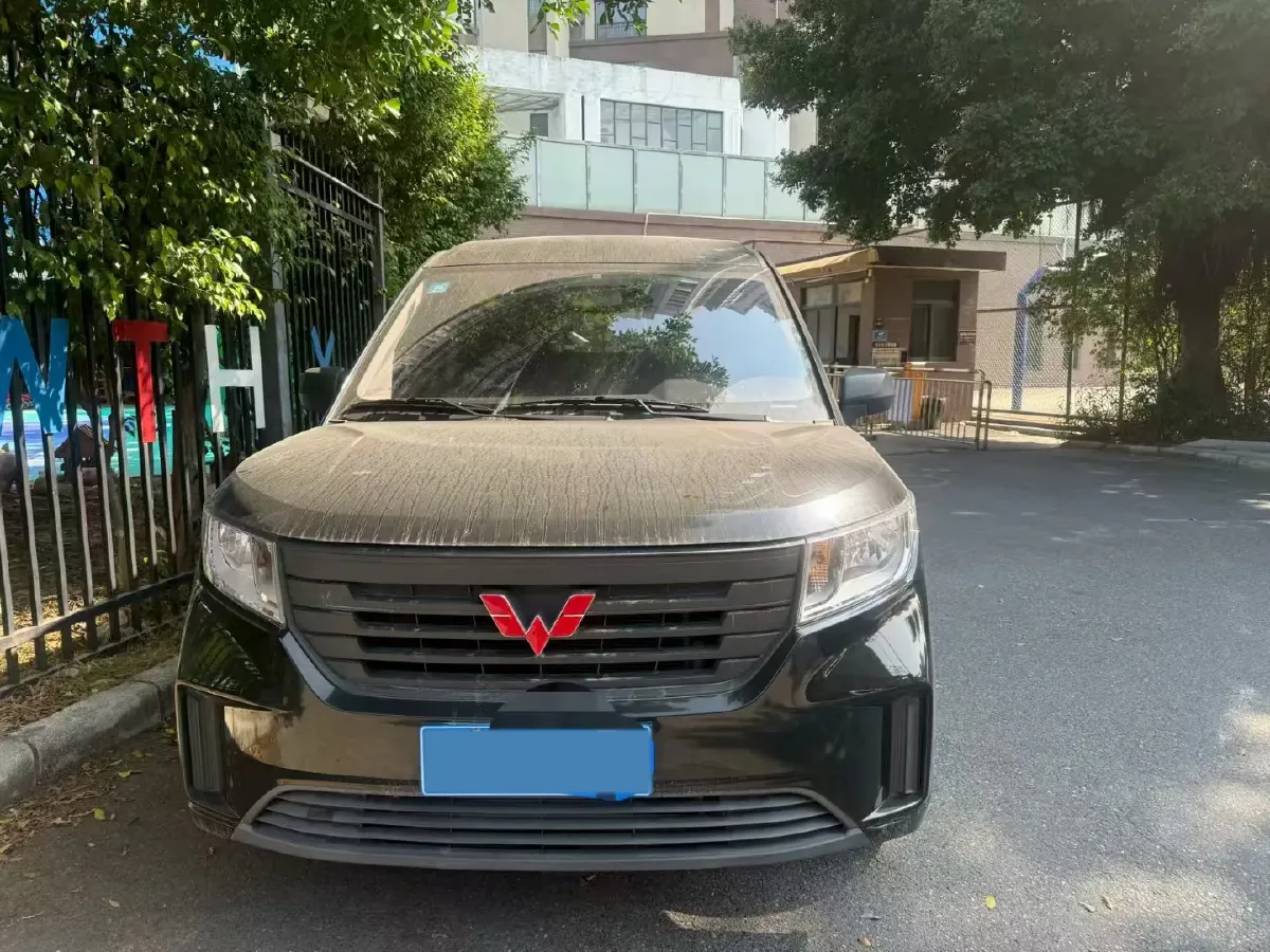 2021 WuLing ZhengChen 1.5T 147HP L4 6MT,autocango,china used car exporter,china ev exporter,chinese used car exporter,chinese used ev exporter