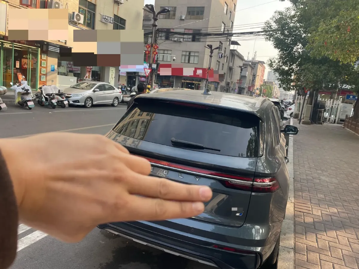 2022 Citroen C5 X 1.6T 175HP L4 8AT,autocango,china used car exporter,china ev exporter,chinese used car exporter,chinese used ev exporter