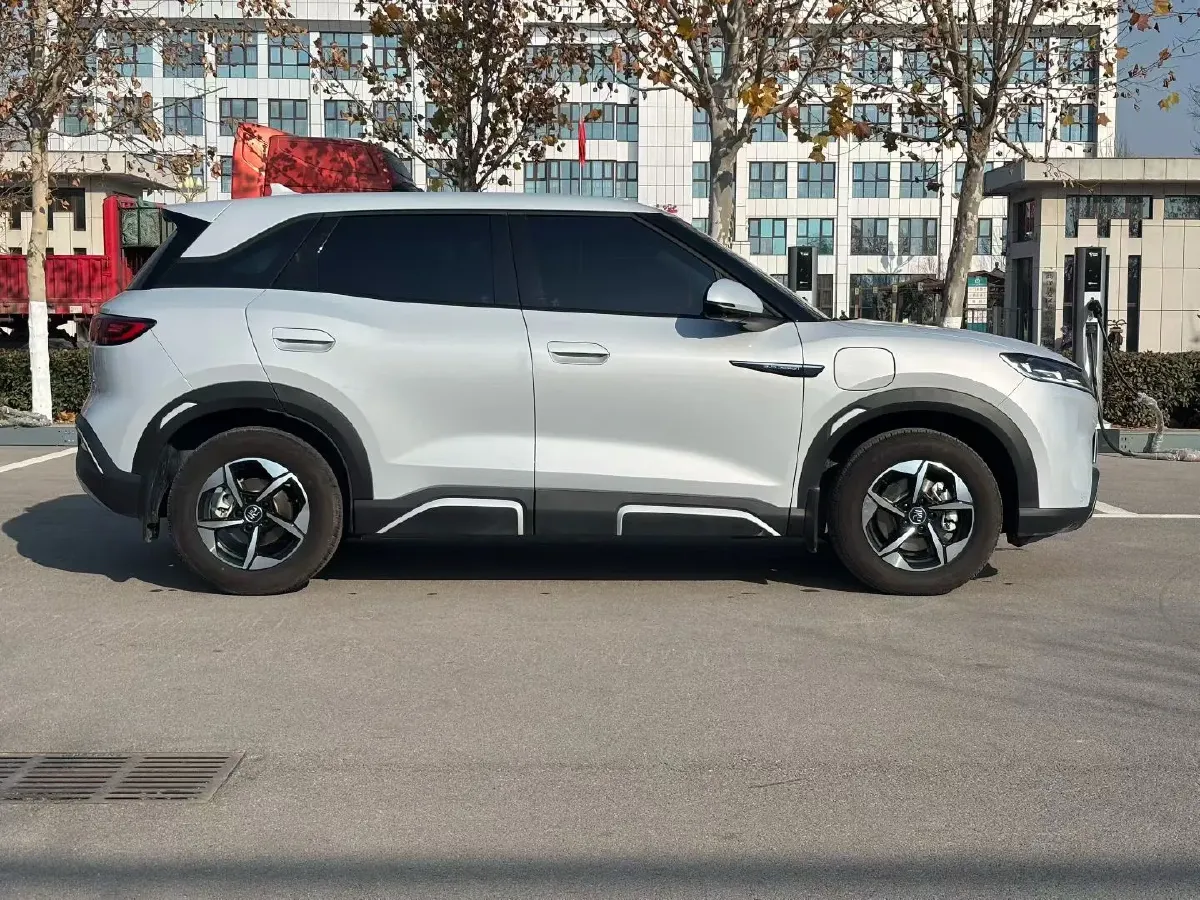 2024 BYD YuanUP BEV 45.12KWH,autocango,china used car exporter,china ev exporter,chinese used car exporter,chinese used ev exporter