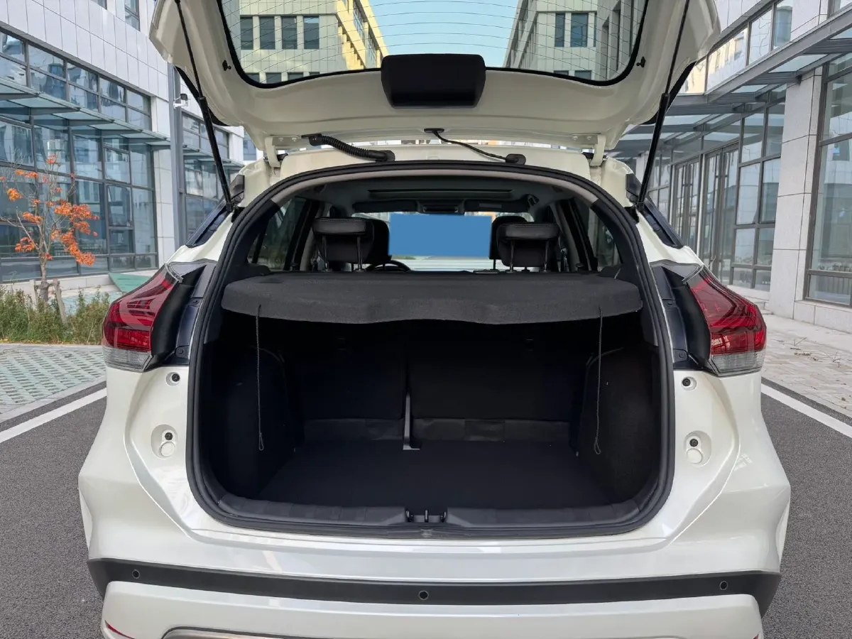 2022 Nissan Kicks 1.5L 122HP L4 CVT,autocango,china used car exporter,china ev exporter,chinese used car exporter,chinese used ev exporter