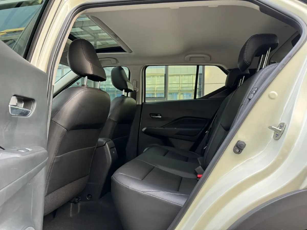 2022 Nissan Kicks 1.5L 122HP L4 CVT,autocango,china used car exporter,china ev exporter,chinese used car exporter,chinese used ev exporter