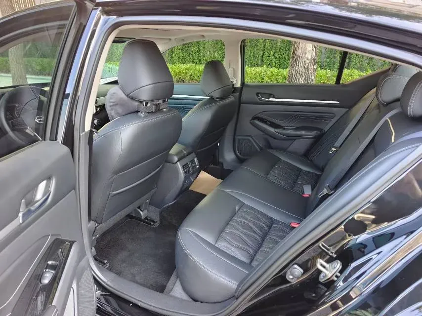 2022 Nissan Teana 2.0T 243HP L4 CVT,autocango,china used car exporter,china ev exporter,chinese used car exporter,chinese used ev exporter