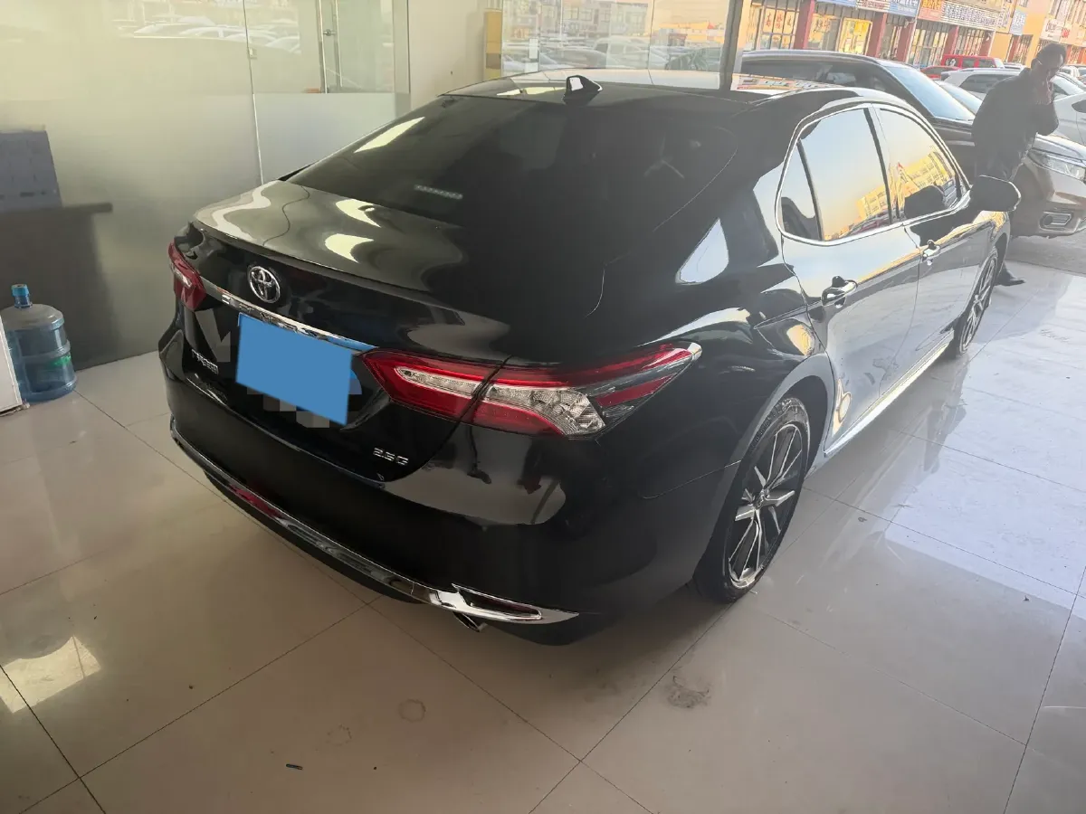 2021 Toyota Camry 2.5L 209HP L4 8AT,autocango,china used car exporter,china ev exporter,chinese used car exporter,chinese used ev exporter