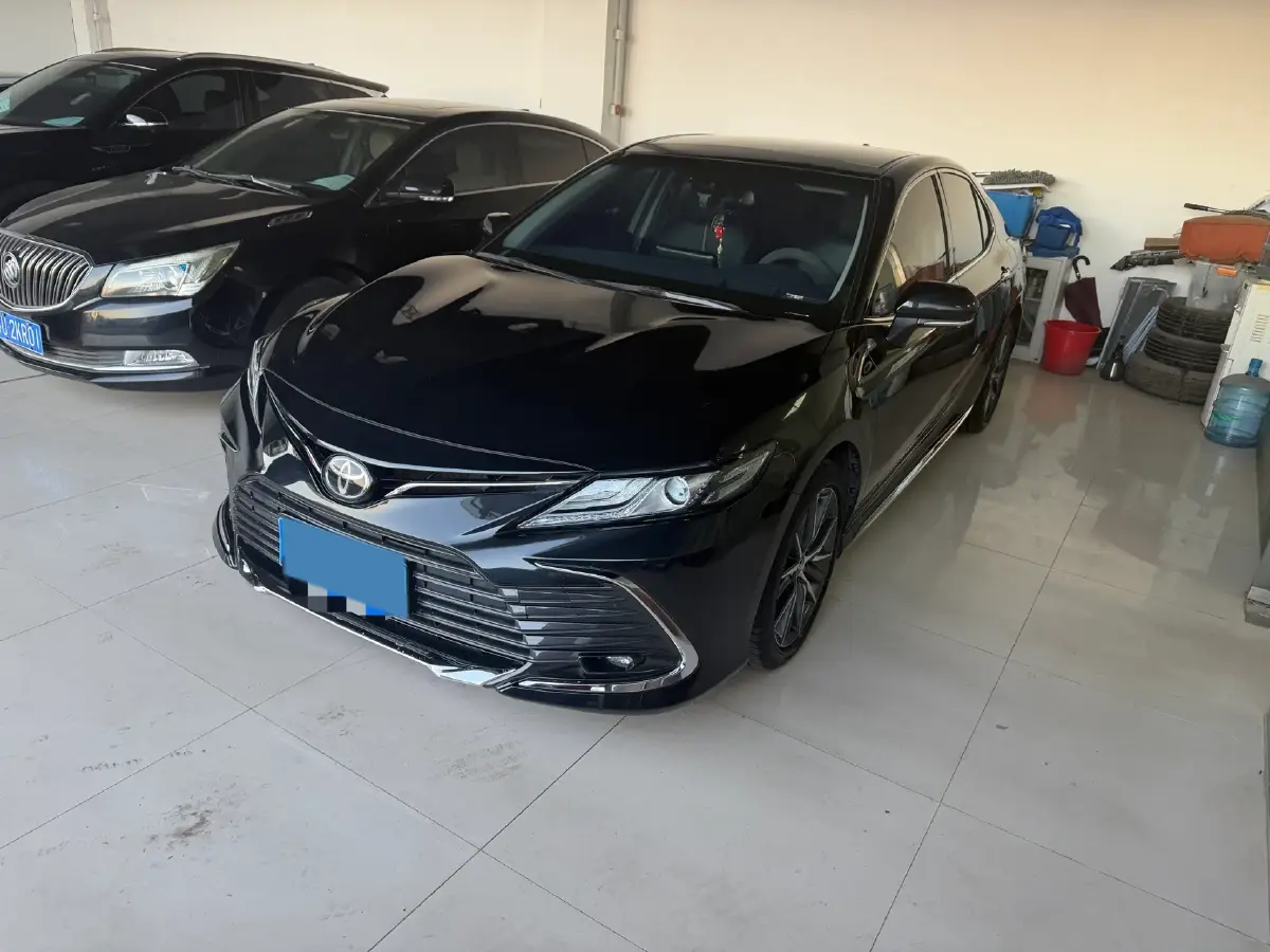 2021 Toyota Camry 2.5L 209HP L4 8AT