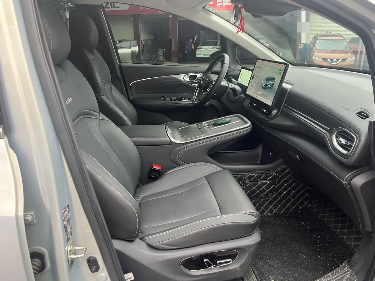 2024 Voyah ZhiYin BEV 77KWH,autocango,china used car exporter,china ev exporter,chinese used car exporter,chinese used ev exporter