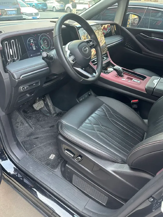 2024 GAC Trumpchi M8 2.0T 252HP L4 8AT,autocango,china used car exporter,china ev exporter,chinese used car exporter,chinese used ev exporter