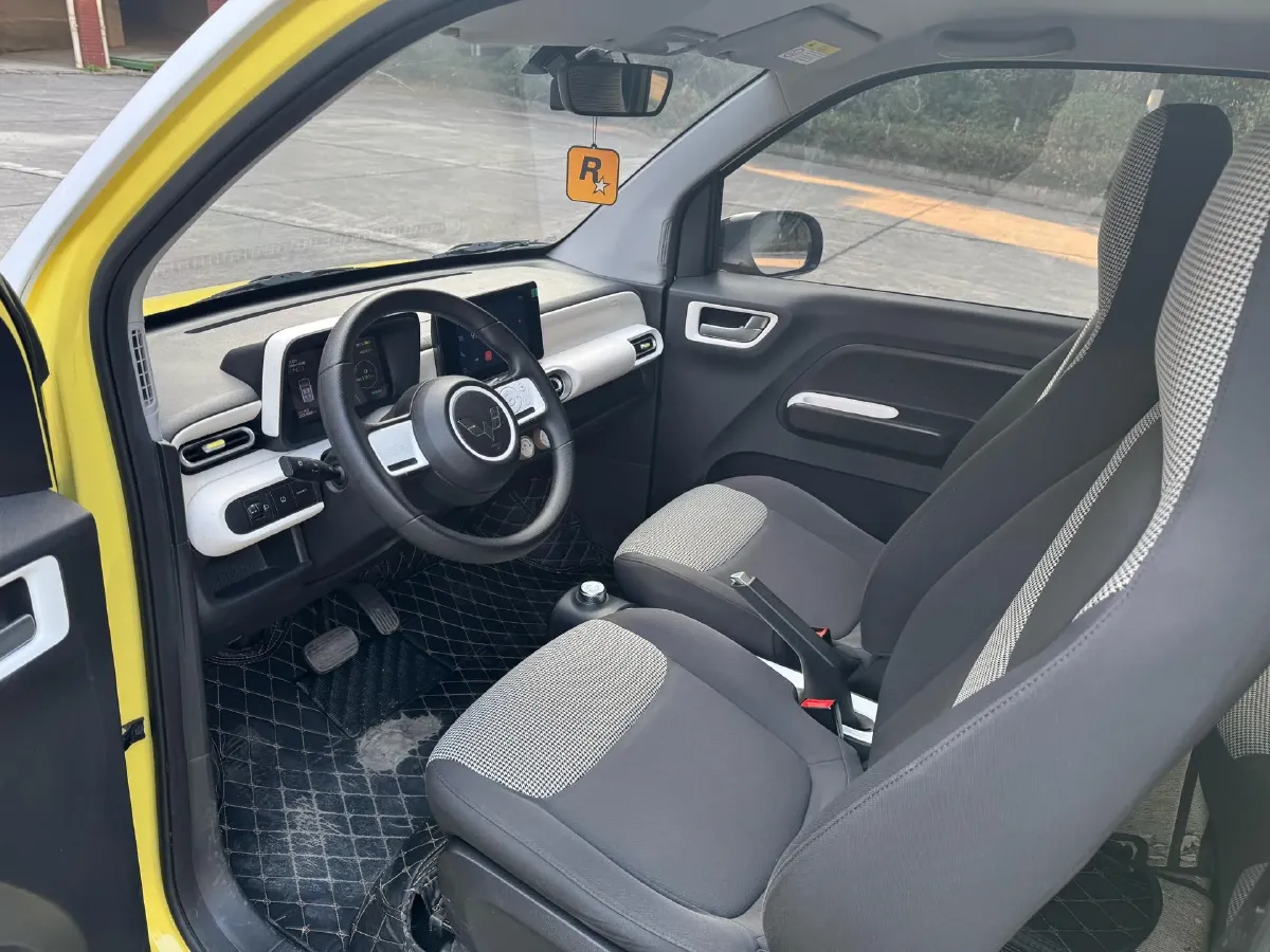 2024 WuLing HongGuang MINI EV BEV 17.3KWH,autocango,china used car exporter,china ev exporter,chinese used car exporter,chinese used ev exporter