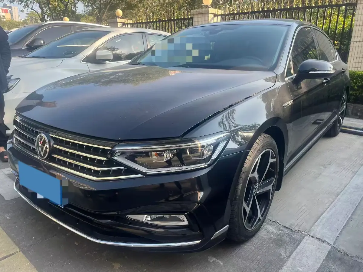 2023 Volkswagen Magotan 2.0T 186HP L4 7DCT