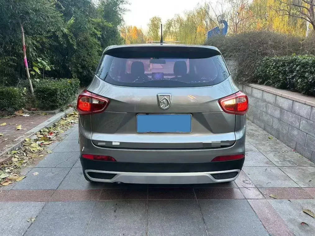 2017 BaoJun 510 1.5L 112HP L4 6MT,autocango,china used car exporter,china ev exporter,chinese used car exporter,chinese used ev exporter