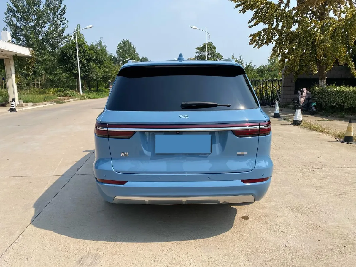 2021 Li ONE Range Extended 131HP REEV 40.5KWH,autocango,china used car exporter,china ev exporter,chinese used car exporter,chinese used ev exporter
