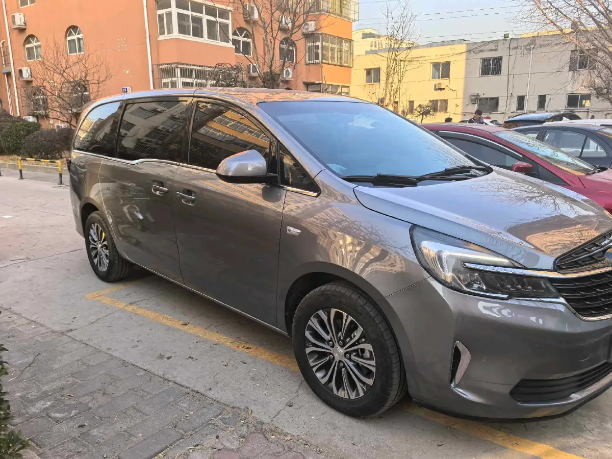 2022 Buick GL8 2.0T 237HP L4 9AT,autocango,china used car exporter,china ev exporter,chinese used car exporter,chinese used ev exporter