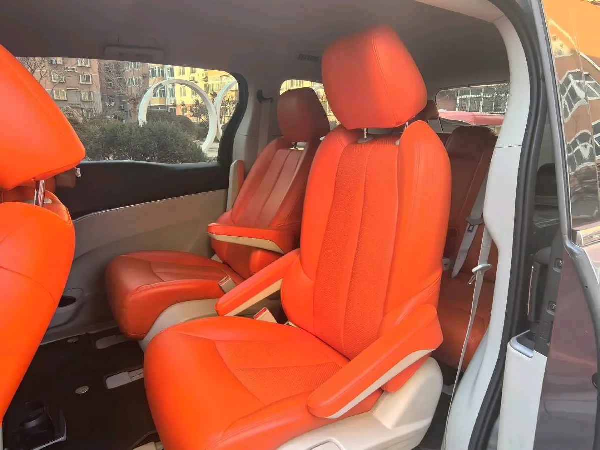 2022 Buick GL8 2.0T 237HP L4 9AT,autocango,china used car exporter,china ev exporter,chinese used car exporter,chinese used ev exporter