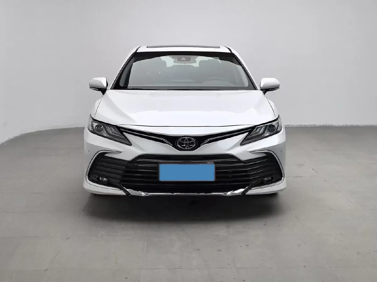 2023 Toyota Camry 2.0L 177HP L4 CVT,autocango,china used car exporter,china ev exporter,chinese used car exporter,chinese used ev exporter