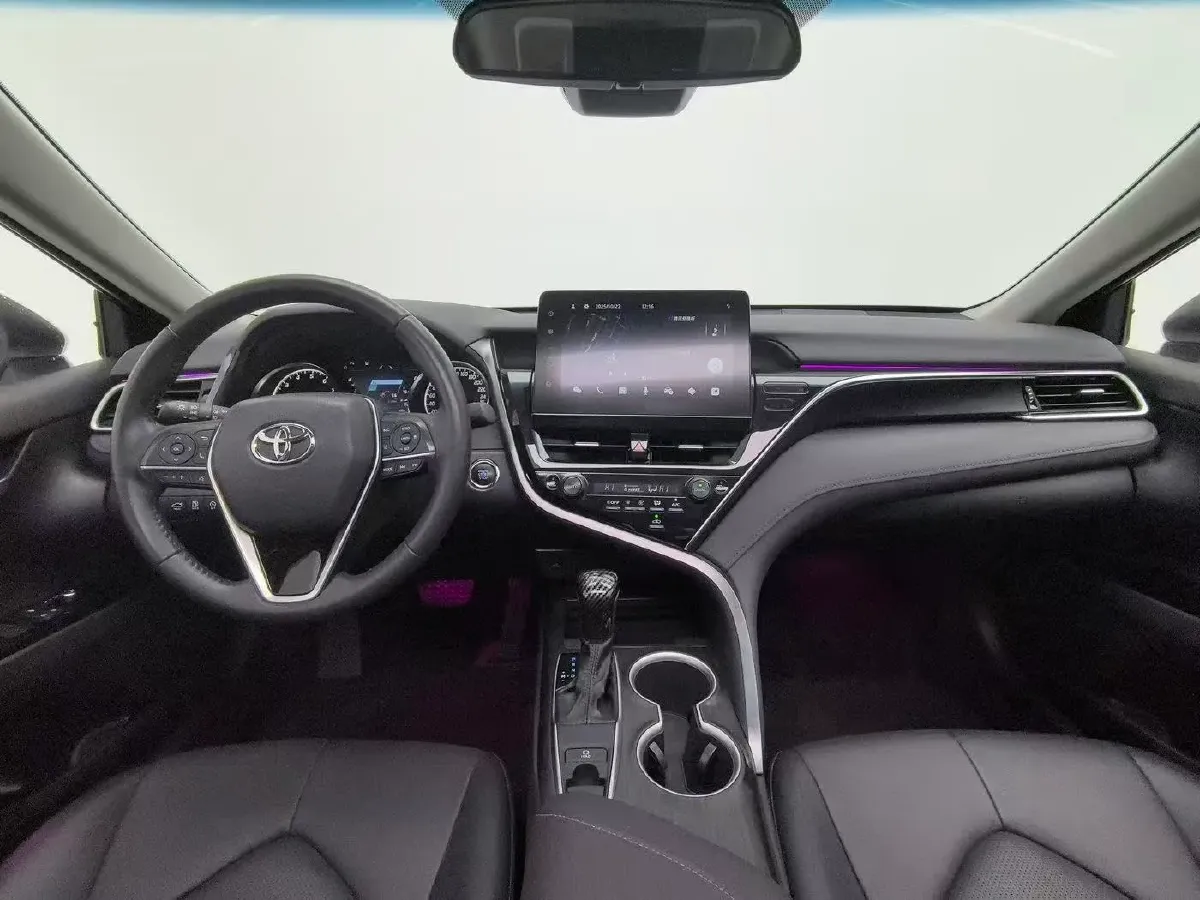2023 Toyota Camry 2.0L 177HP L4 CVT,autocango,china used car exporter,china ev exporter,chinese used car exporter,chinese used ev exporter