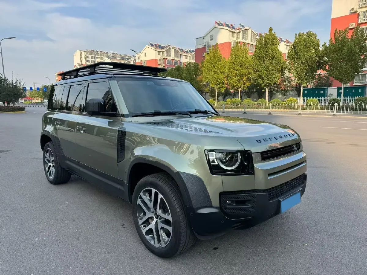 2023 Land Rover Defender 3.0T 400HP L6 8AT,autocango,china used car exporter,china ev exporter,chinese used car exporter,chinese used ev exporter