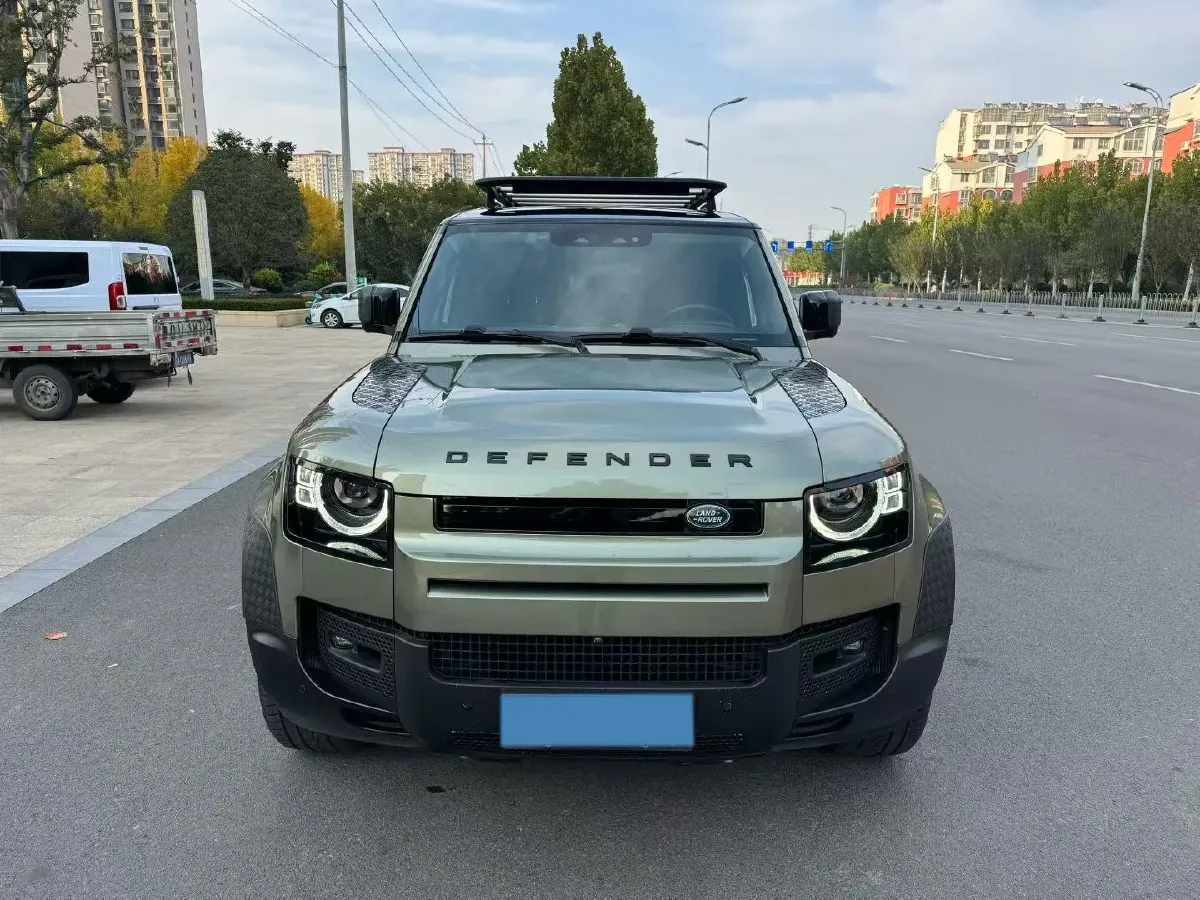 2023 Land Rover Defender 3.0T 400HP L6 8AT,autocango,china used car exporter,china ev exporter,chinese used car exporter,chinese used ev exporter