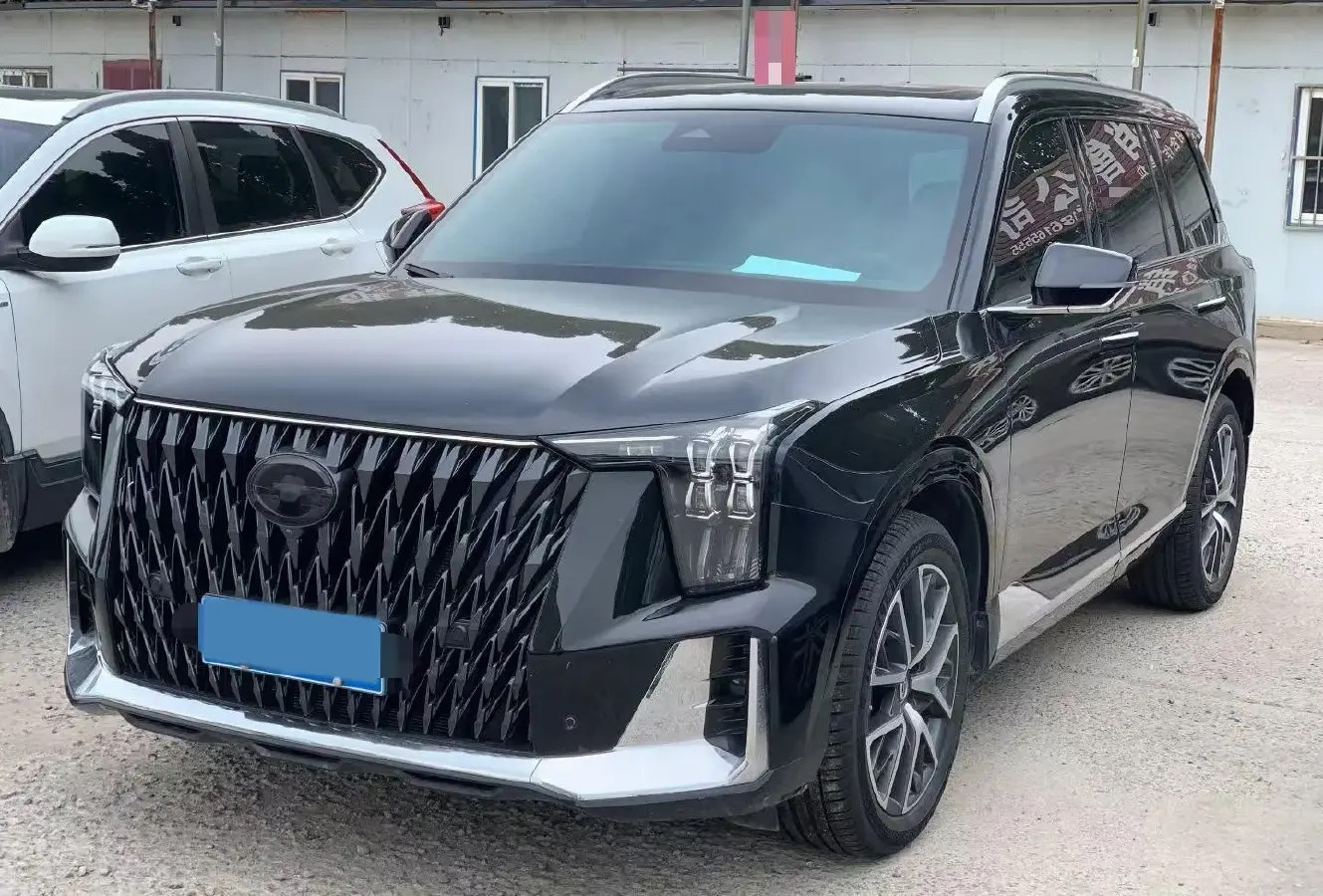 2022 GAC Trumpchi GS8 2.0T 252HP L4 8AT