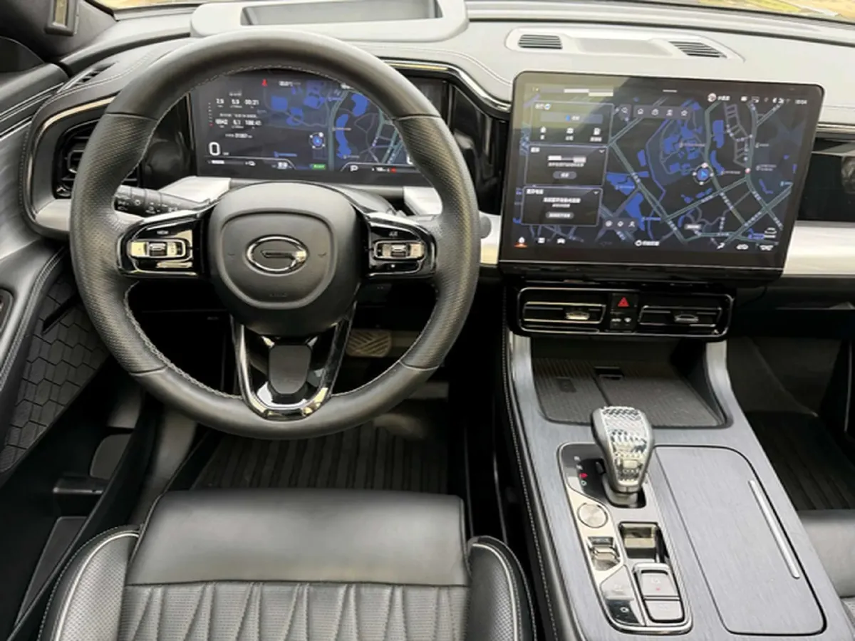 2022 GAC Trumpchi GS8 2.0T 252HP L4 8AT,autocango,china used car exporter,china ev exporter,chinese used car exporter,chinese used ev exporter