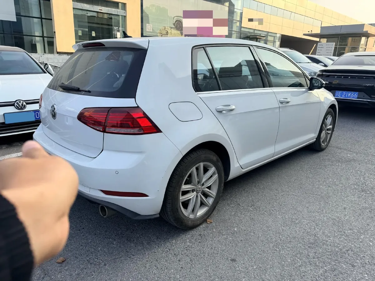 2019 Brilliance Auto V7 1.8T 231HP L4 7DCT,autocango,china used car exporter,china ev exporter,chinese used car exporter,chinese used ev exporter