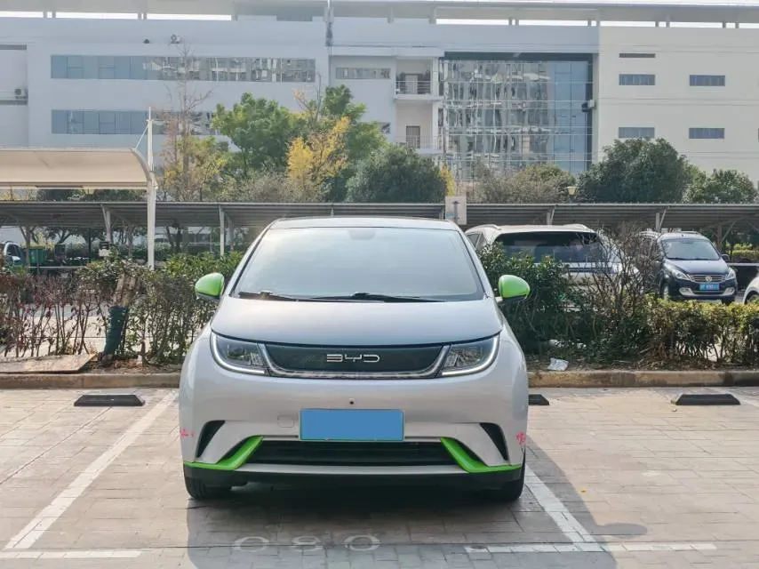 2021 Ford Escort 1.5L 122HP L3 6AT,autocango,china used car exporter,china ev exporter,chinese used car exporter,chinese used ev exporter