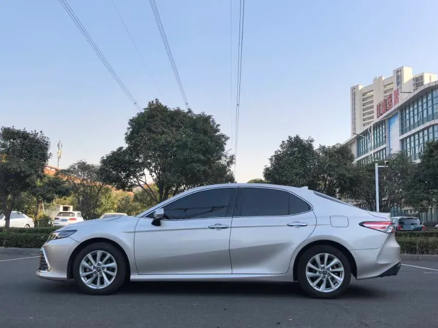 2021 Toyota Camry 2.0L 178HP L4 CVT,autocango,china used car exporter,china ev exporter,chinese used car exporter,chinese used ev exporter