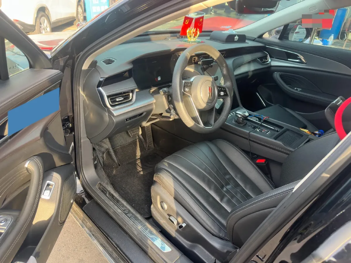 2024 HongQi H5 2.0T 224HP L4 8AT,autocango,china used car exporter,china ev exporter,chinese used car exporter,chinese used ev exporter