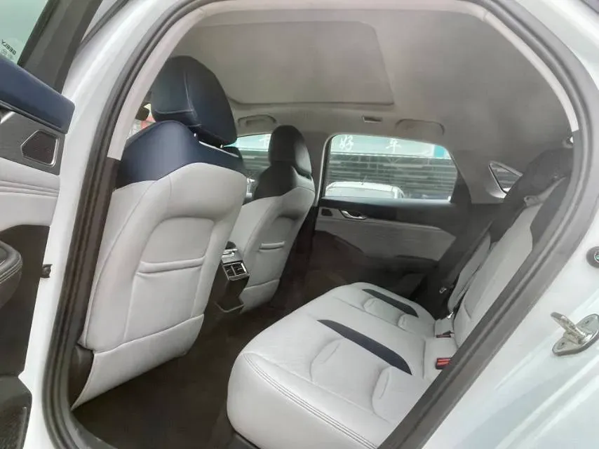 2021 Geely Preface 2.0T 190HP L4 7DCT,autocango,china used car exporter,china ev exporter,chinese used car exporter,chinese used ev exporter