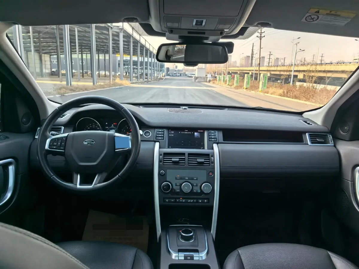 2019 Land Rover Discovery Sport 2.0T 241HP L4 9AT,autocango,china used car exporter,china ev exporter,chinese used car exporter,chinese used ev exporter