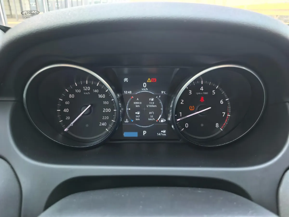 2019 Land Rover Discovery Sport 2.0T 241HP L4 9AT,autocango,china used car exporter,china ev exporter,chinese used car exporter,chinese used ev exporter