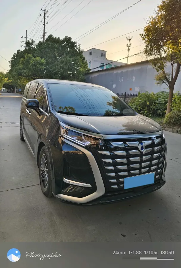 2022 Mercedes-Benz GLC Class 2.0T 197HP L4 9AT,autocango,china used car exporter,china ev exporter,chinese used car exporter,chinese used ev exporter