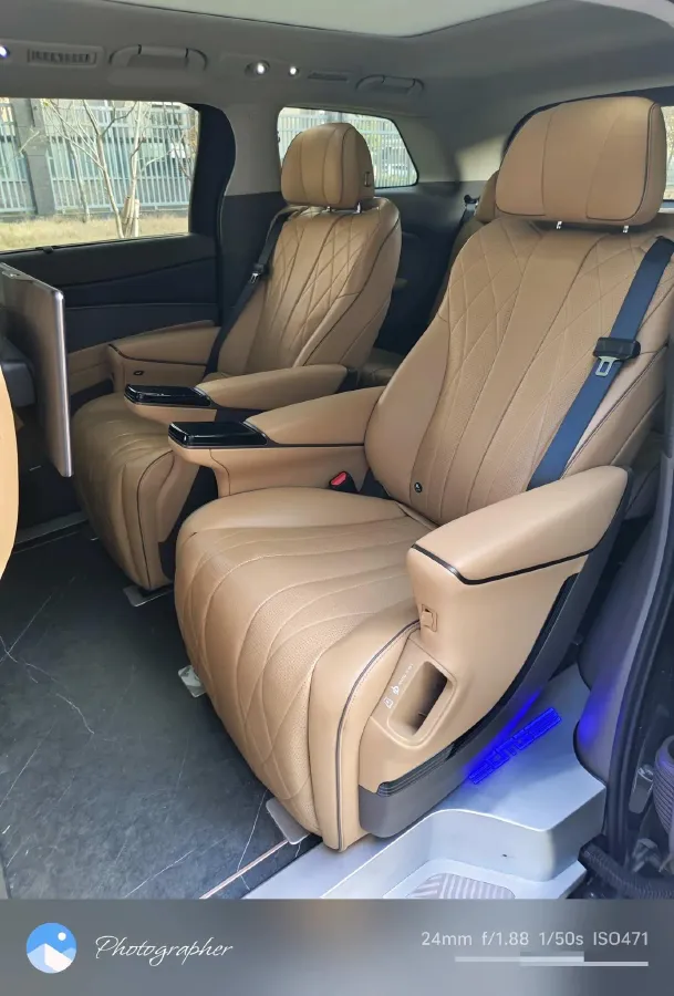 2022 Mercedes-Benz GLC Class 2.0T 197HP L4 9AT,autocango,china used car exporter,china ev exporter,chinese used car exporter,chinese used ev exporter