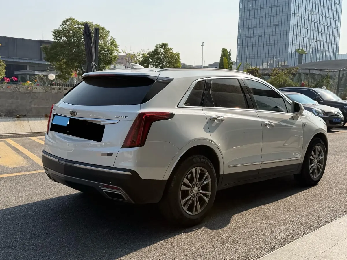 2020 Cadillac XT5 2.0T 241HP L4 9AT,autocango,china used car exporter,china ev exporter,chinese used car exporter,chinese used ev exporter