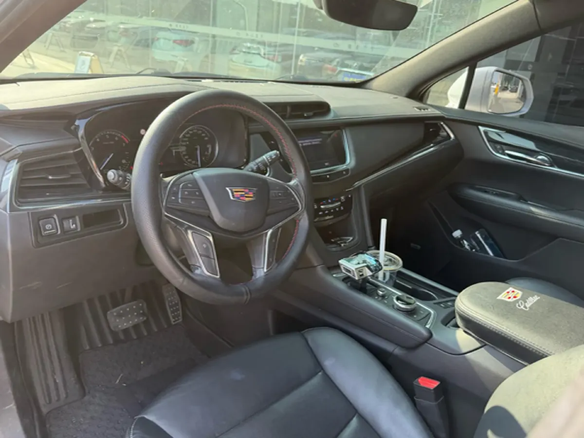 2020 Cadillac XT5 2.0T 241HP L4 9AT,autocango,china used car exporter,china ev exporter,chinese used car exporter,chinese used ev exporter