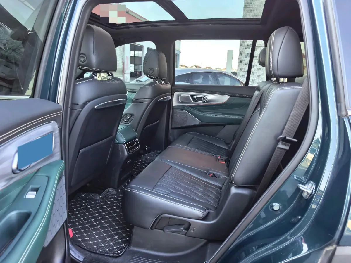 2022 GAC Trumpchi GS8 2.0T 252HP L4 8AT,autocango,china used car exporter,china ev exporter,chinese used car exporter,chinese used ev exporter