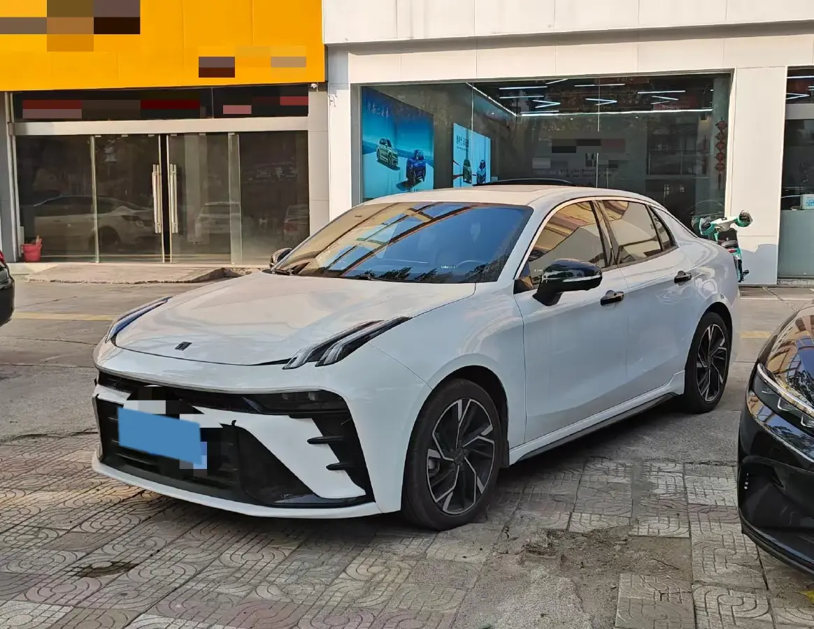 2025 LYNK&CO 03 1.5T 181HP L4 7DCT