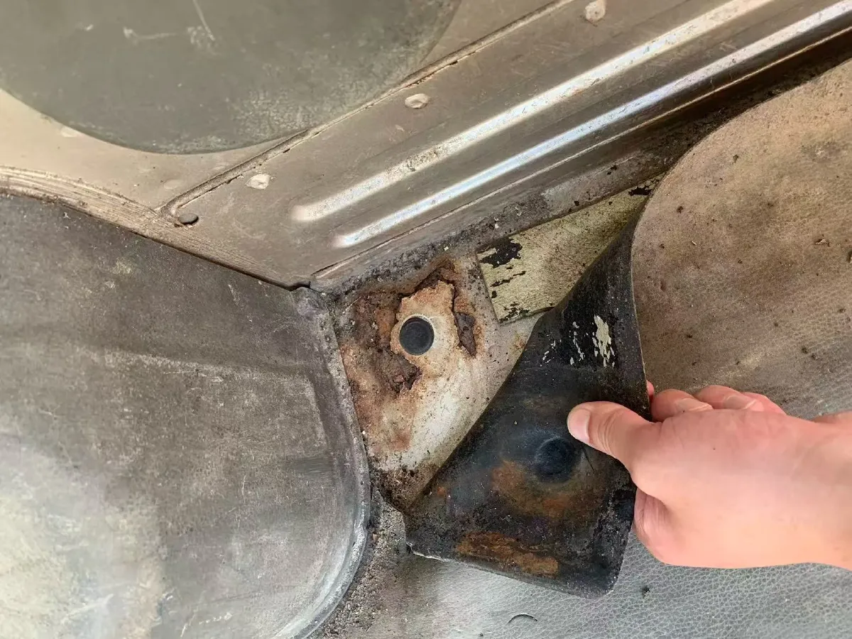 2019 WuLing RongGuang V 1.5L 99HP L4 6MT,autocango,china used car exporter,china ev exporter,chinese used car exporter,chinese used ev exporter