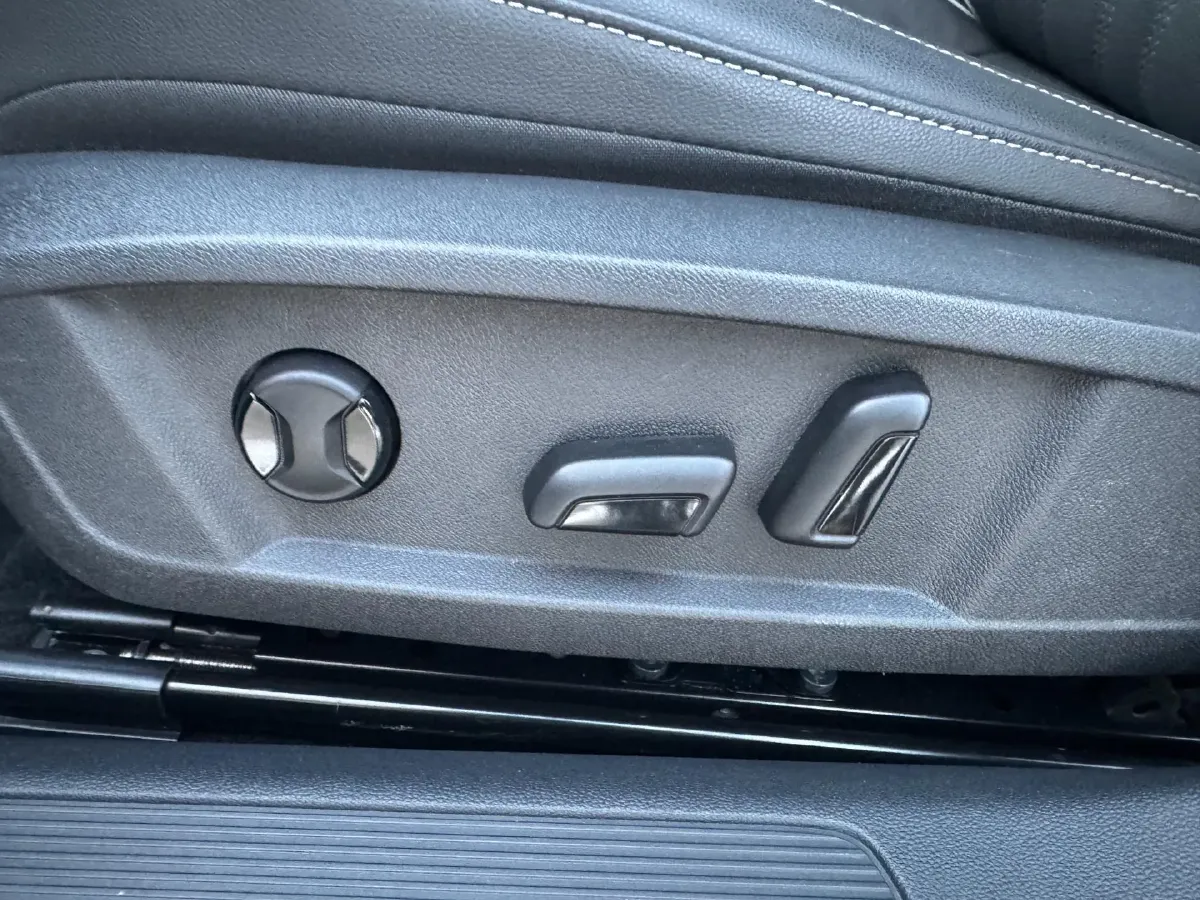 2022 Volkswagen Lamando 1.4T 150HP L4 7DCT,autocango,china used car exporter,china ev exporter,chinese used car exporter,chinese used ev exporter