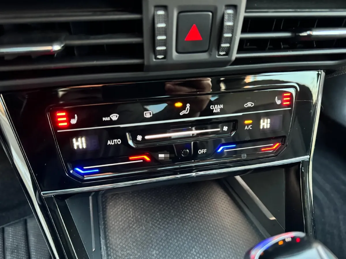 2022 Volkswagen Lamando 1.4T 150HP L4 7DCT,autocango,china used car exporter,china ev exporter,chinese used car exporter,chinese used ev exporter