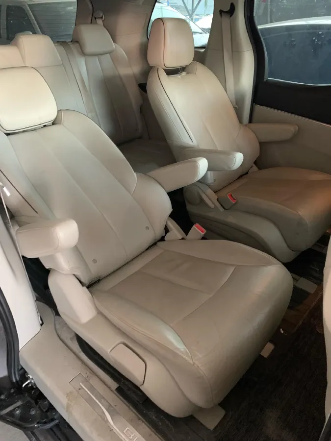 2021 Buick GL8 2.0T 237HP L4 9AT,autocango,china used car exporter,china ev exporter,chinese used car exporter,chinese used ev exporter