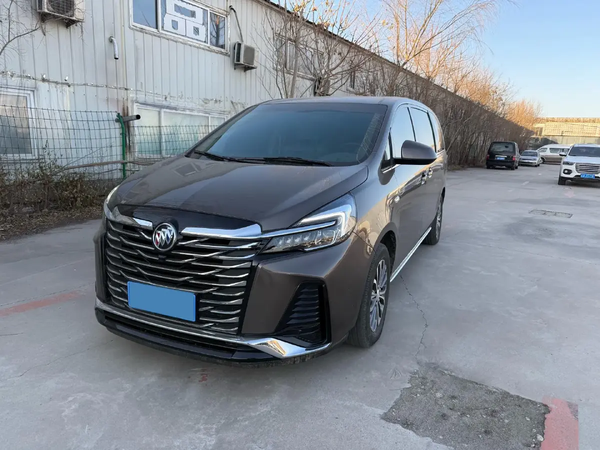 2023 Buick GL8 2.0T 237HP L4 9AT