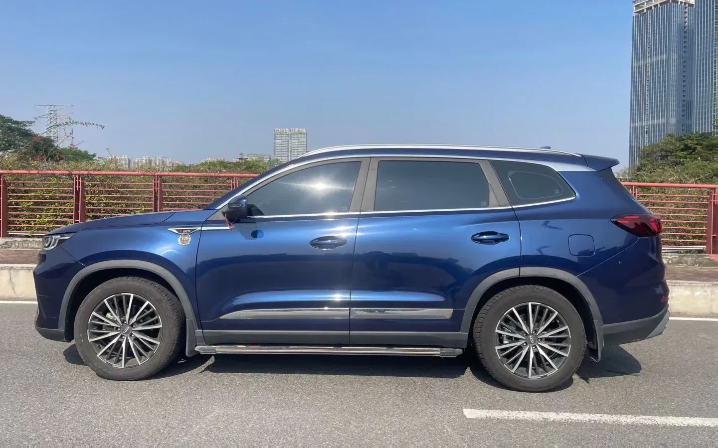 2021 Chery Tiggo 8 Plus 1.6T 197HP L4 7DCT,autocango,china used car exporter,china ev exporter,chinese used car exporter,chinese used ev exporter