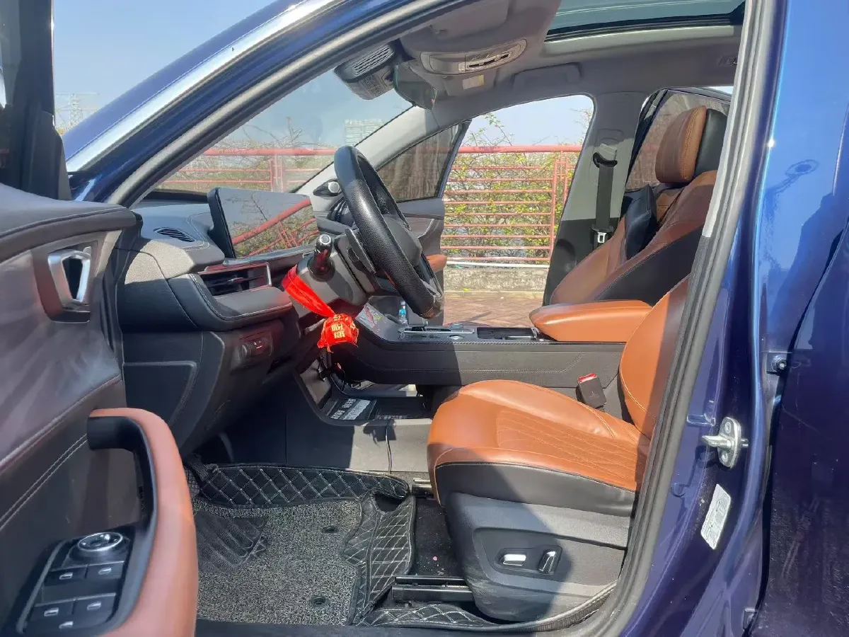 2021 Chery Tiggo 8 Plus 1.6T 197HP L4 7DCT,autocango,china used car exporter,china ev exporter,chinese used car exporter,chinese used ev exporter