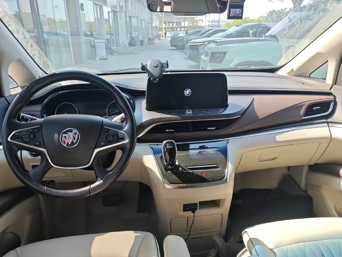2022 Buick GL8 2.0T 237HP L4 9AT,autocango,china used car exporter,china ev exporter,chinese used car exporter,chinese used ev exporter