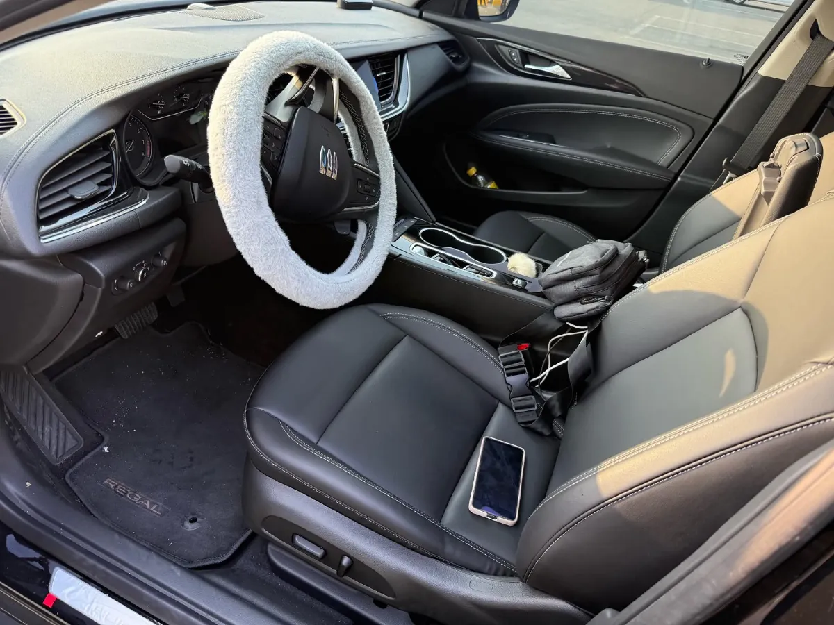 2024 Buick Regal 1.5T 169HP L4 9AT,autocango,china used car exporter,china ev exporter,chinese used car exporter,chinese used ev exporter