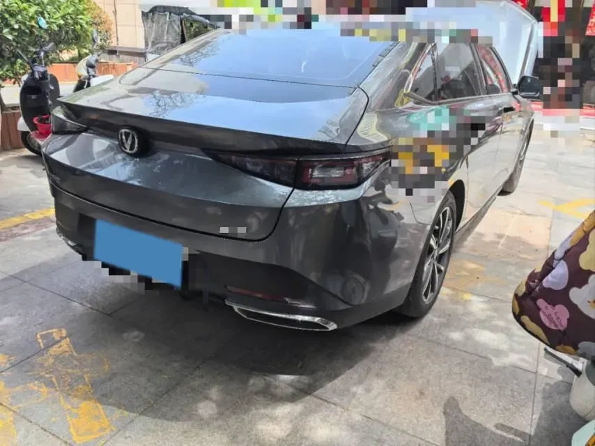 2023 ChangAn Oshan Z6 1.5T 188HP L4 7DCT,autocango,china used car exporter,china ev exporter,chinese used car exporter,chinese used ev exporter
